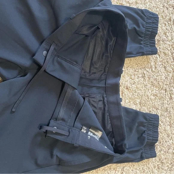 UNIQLO Men’s Pants - Picture 5 of 8